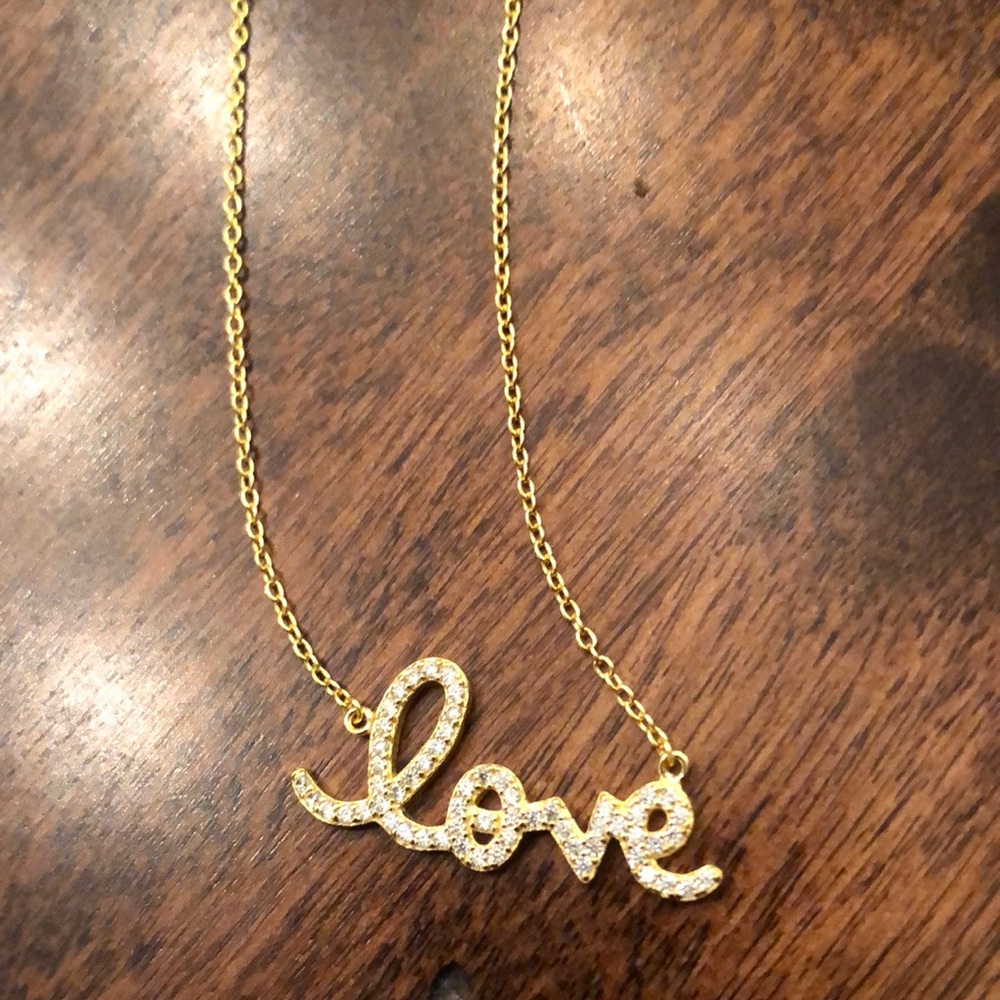 NWT 🎉host pick 🎉🎈gold over sterling silver love necklace